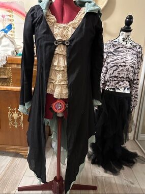 Gekko brand Festival Black Long Open duster/jacket with Sage Green Lining